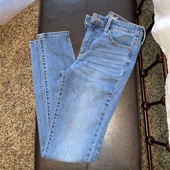 UT Skinny Jeans - Picture 1 of 3